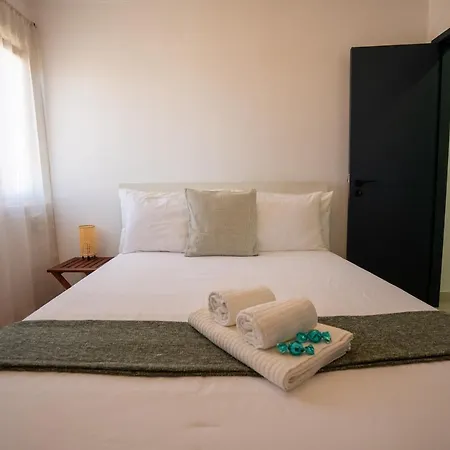Olivais River View Apartment *